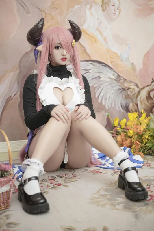 碧蓝幻想 娜露梅亚女仆 - 洛璃 LoLiSAMA